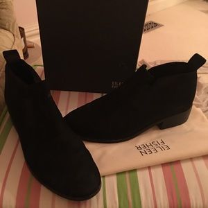 Eileen Fischer Black 9.5 Suede/Leather Booties
